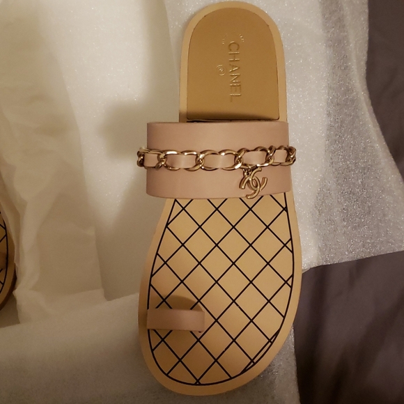Chanel Sandal - Picture 5 of 8